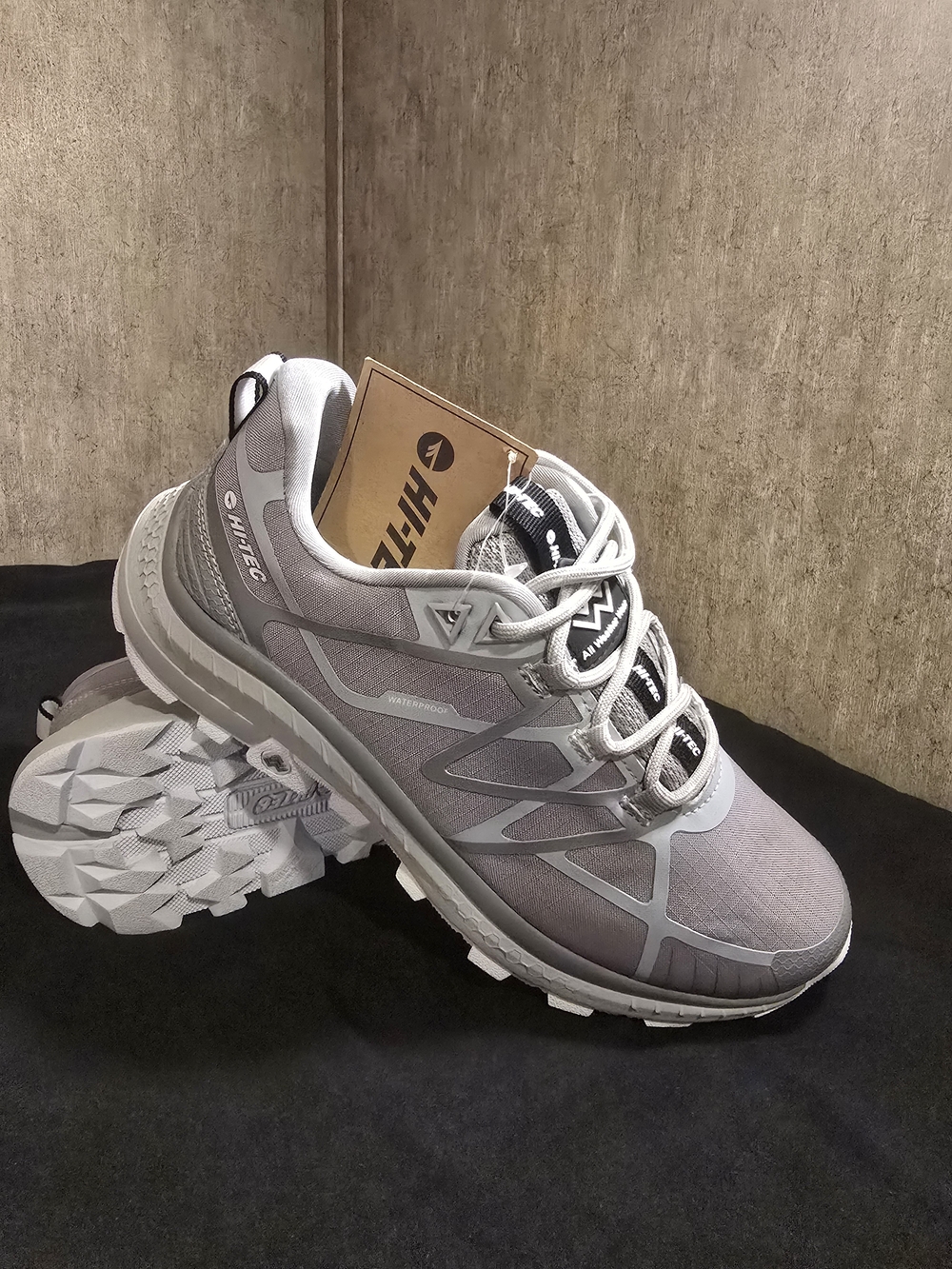 Hi-Tec Aww Mauna Hiker Waterproof Womens Shoes